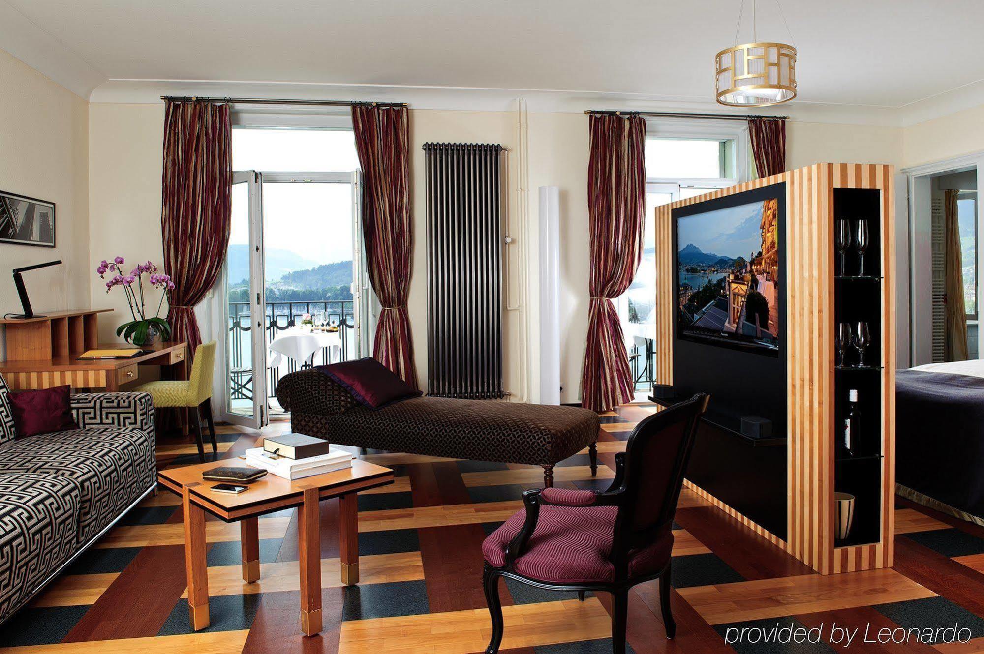 Art Deco Montana Hotel